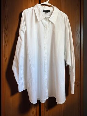 NWT Ashley Graham Pure White Oversized Long Sleeve Button Down Shirt 3X